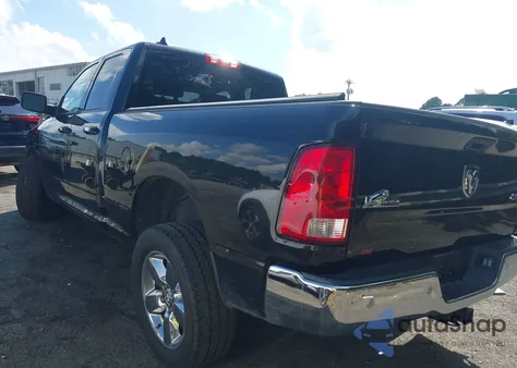 2018 Ram 1500 Big Horn 4X4 6'4 Box из США, поврежденный, VIN 1C6RR7GG2JS310656